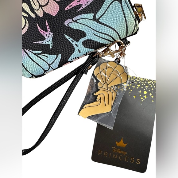 NWT Disney Princess Little Mermaid Women's Clutch Coin Pouch - Picture 7 of 8